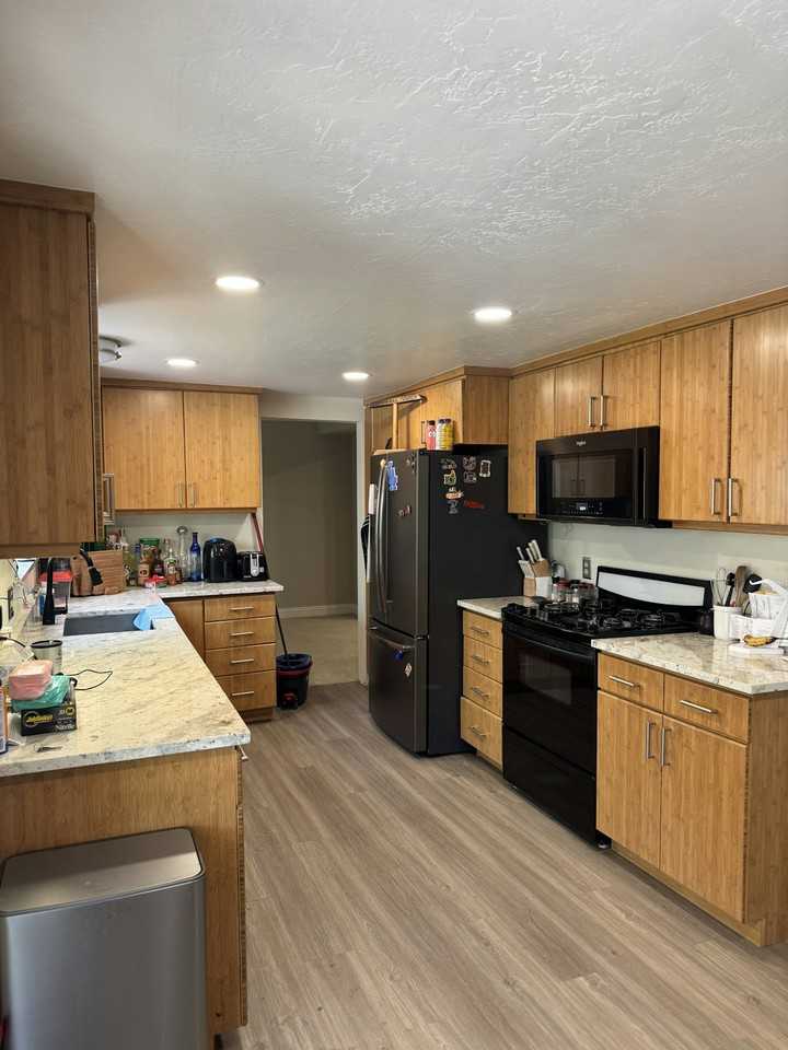 1242 East Eastridge Circle - Photo 5 of 23