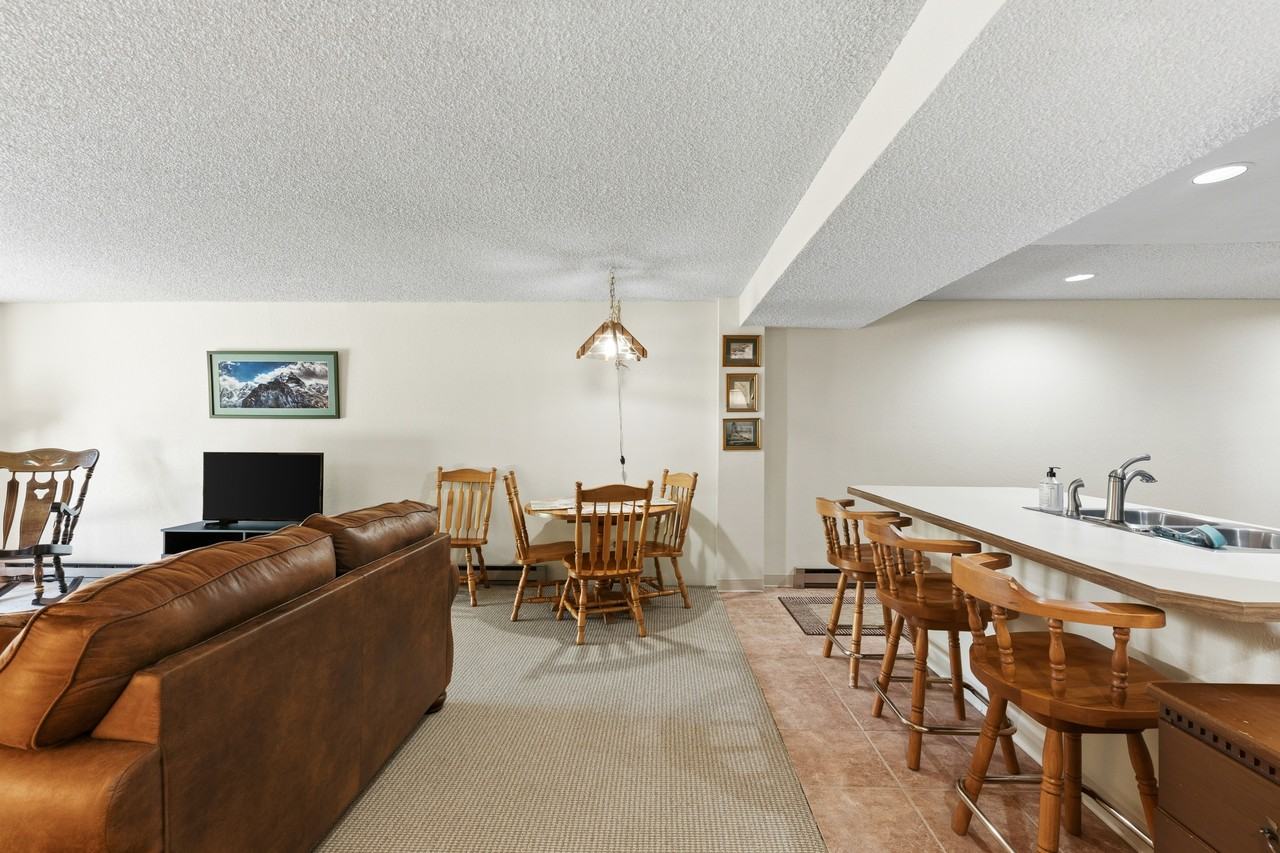 2822 Hager Ln #2B - Photo 6 of 32