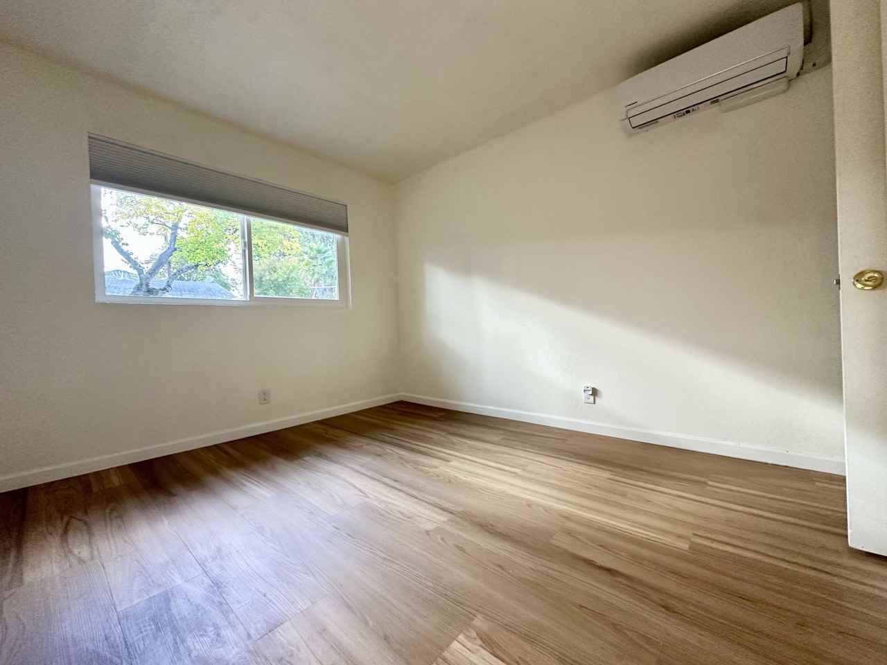 7339 Starward Dr #7339 - Photo 4 of 12
