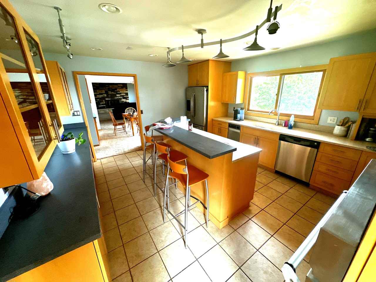 2750 Greenbriar Dr #1 - Photo 5 of 35