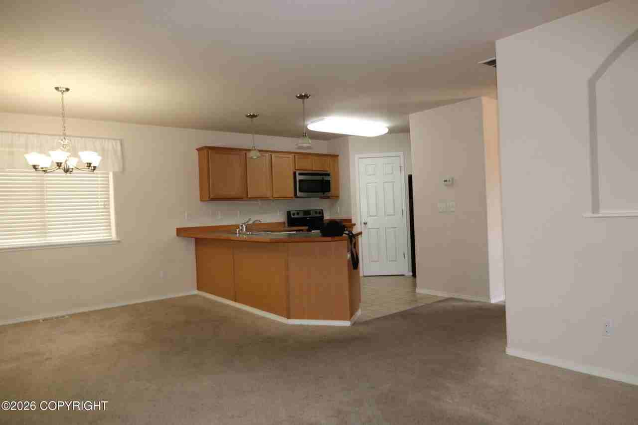 7354 Holly Lynn Pl - Photo 5 of 9