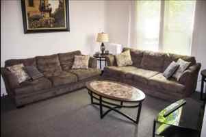 featured image of 209 Williams St #2