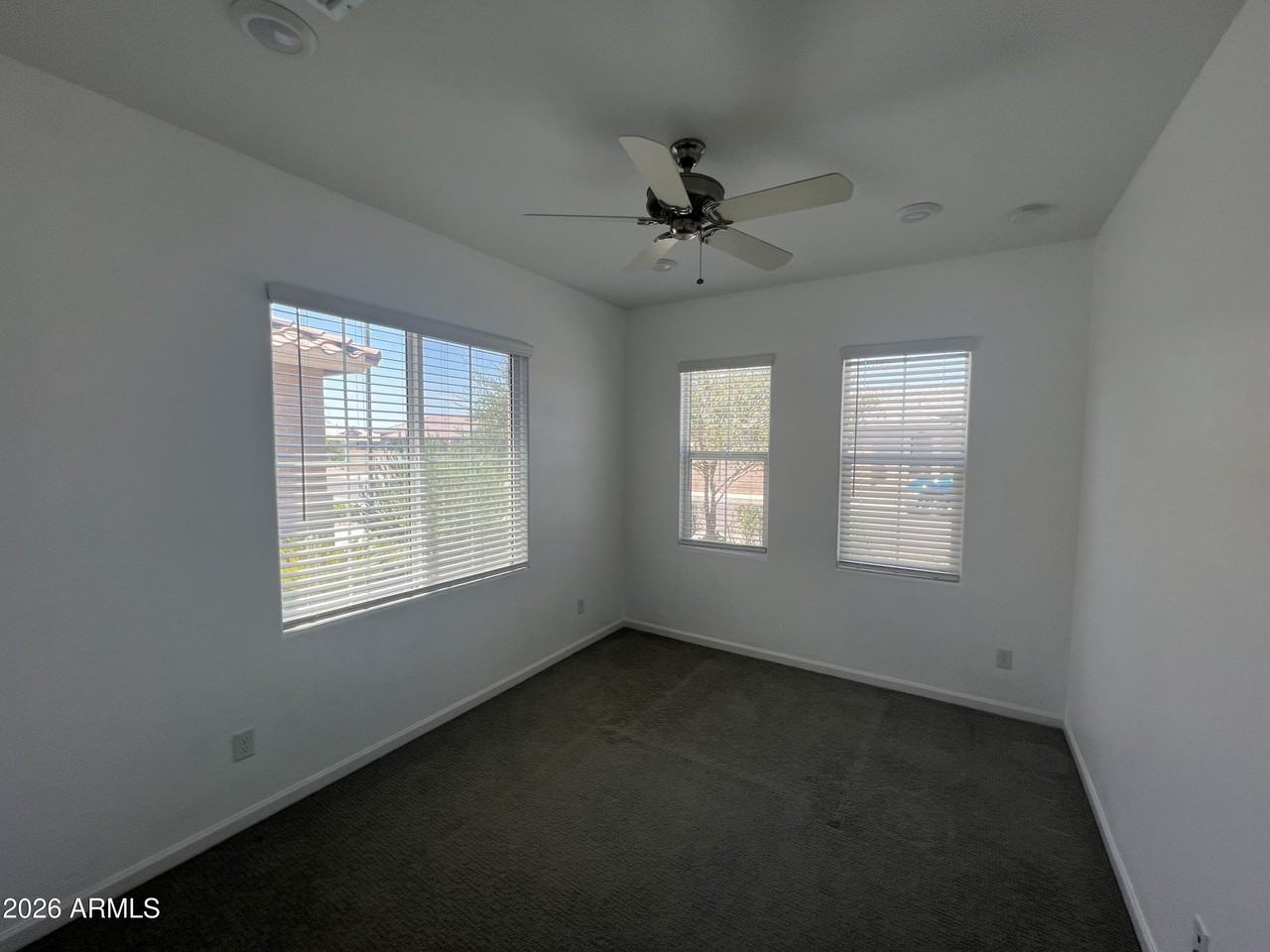 19 N 197th Dr - Photo 3 of 11