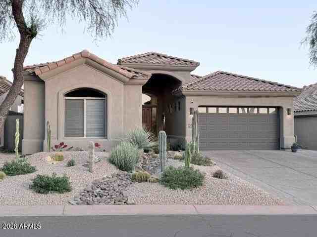 9311 E Whitewing Dr