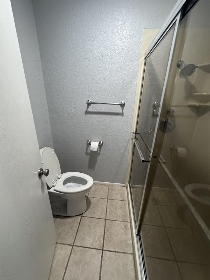 8273 Heartfield Ln - Photo 4 of 7