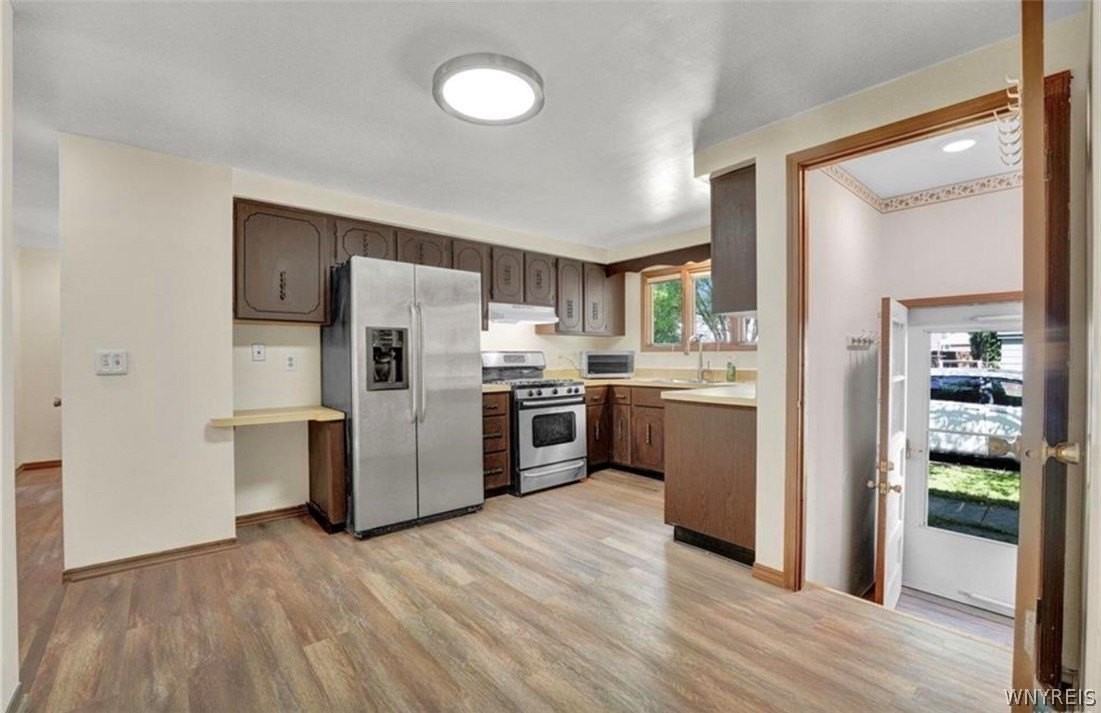 1 Emsworth Ave - Photo 5 of 17