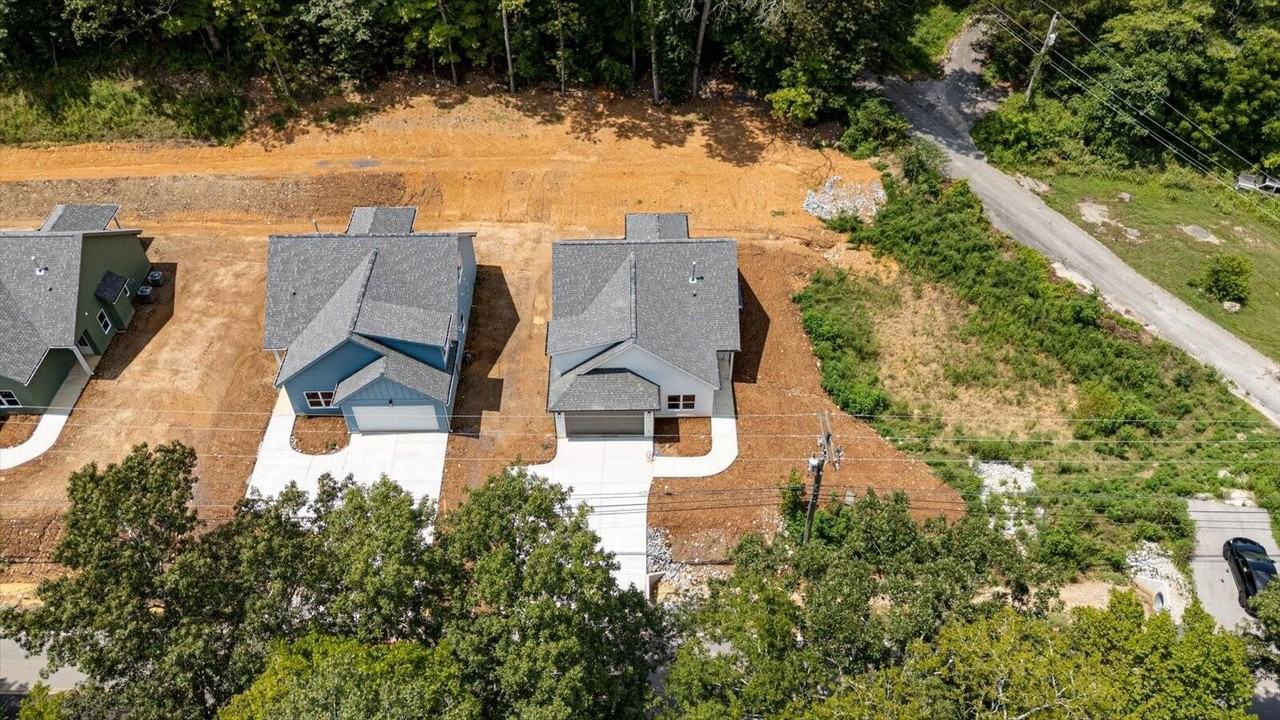 4821 Green Shanty Rd - Photo 2 of 33