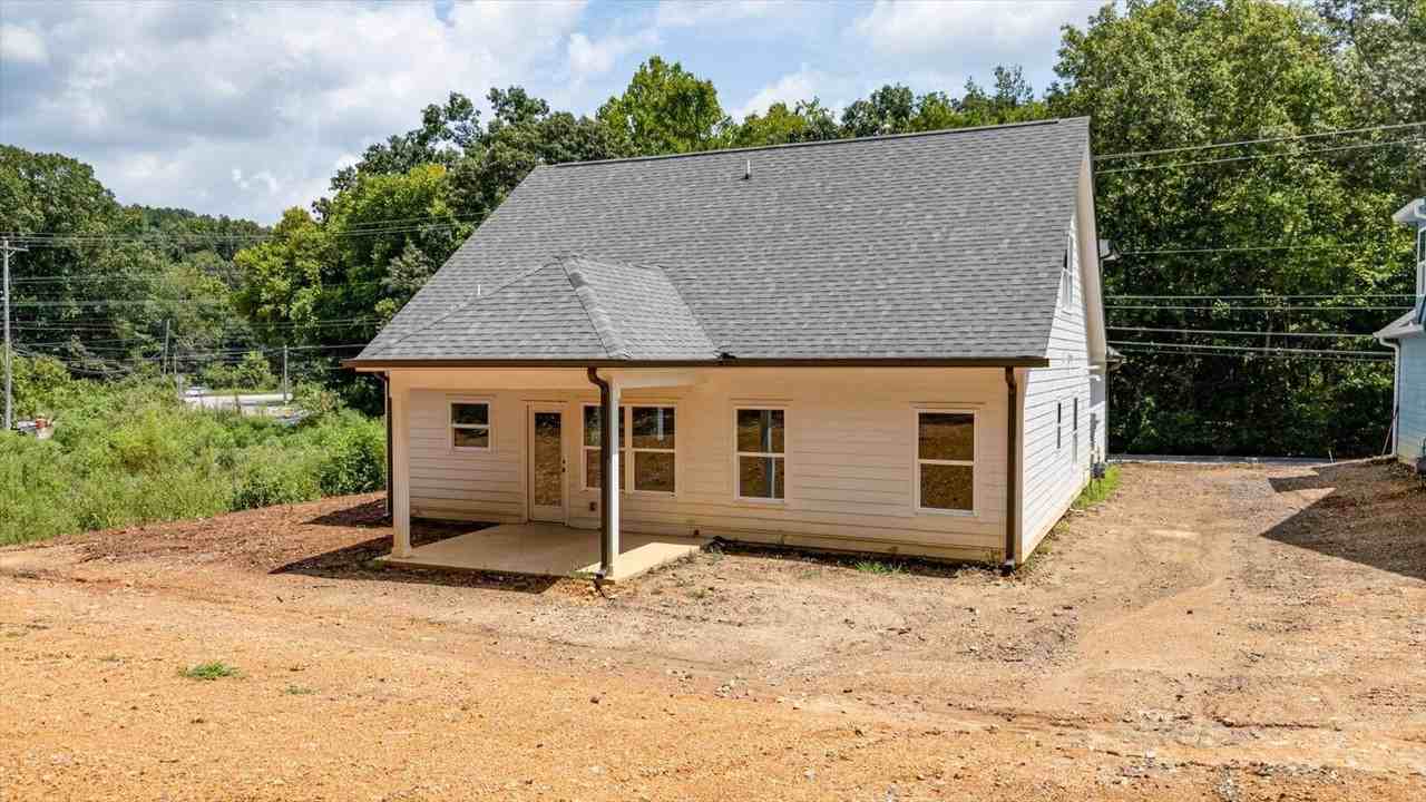 4821 Green Shanty Rd - Photo 3 of 33