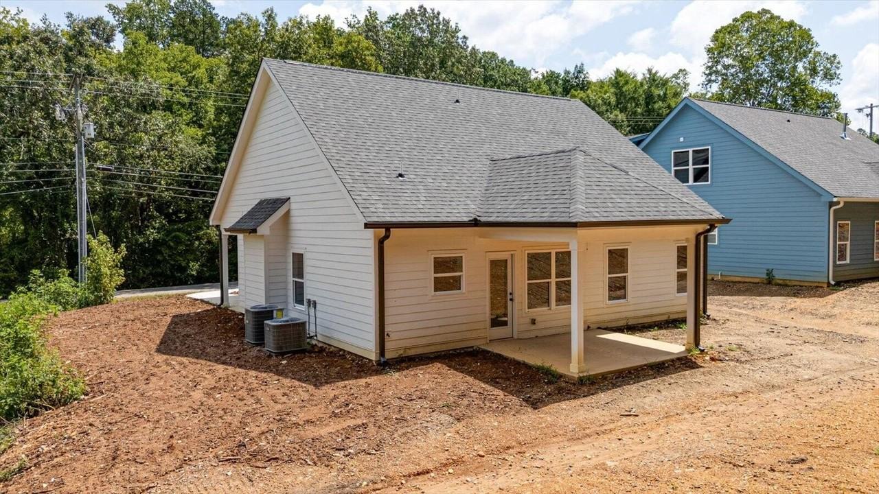 4821 Green Shanty Rd - Photo 4 of 33