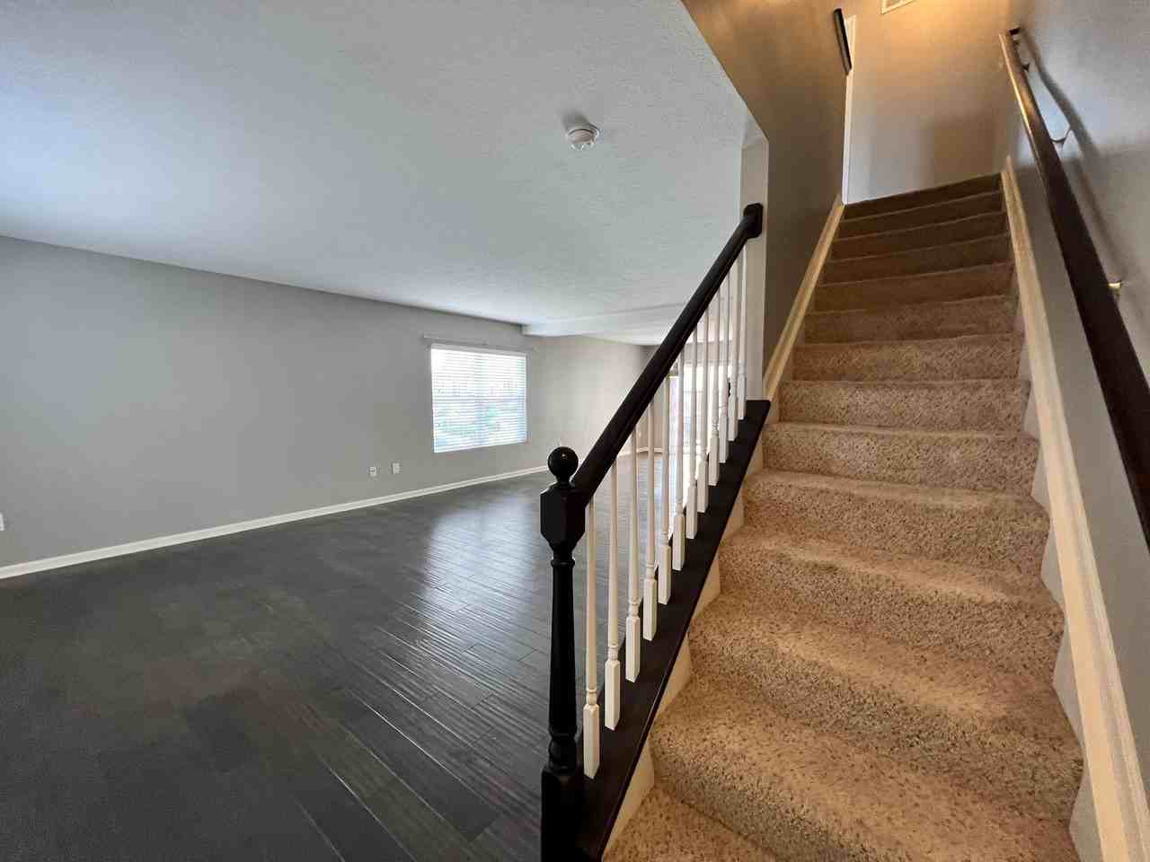 109 Gifford Rd #32 - Photo 3 of 25