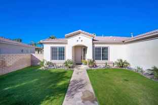 43569 Parkway Esplanade E - Photo 1 of 1