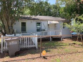 2762 W Surrey Dr - Photo 1 of 1
