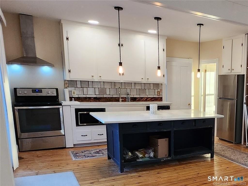6 Coburn Ave #2 - Photo 5 of 24