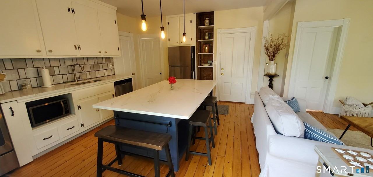 6 Coburn Ave #2 - Photo 7 of 24