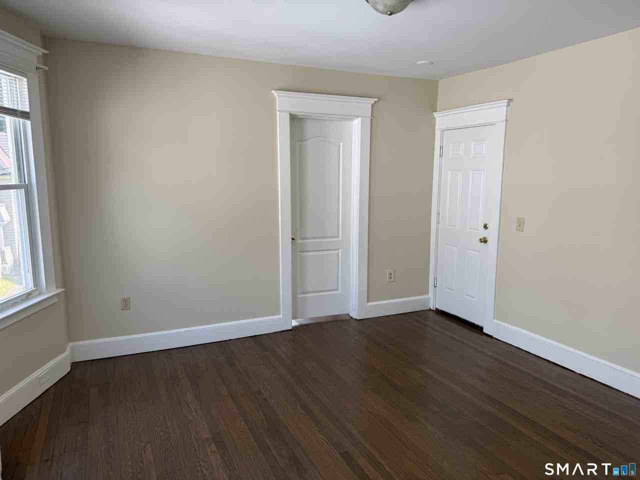 49 Fairfield St #2 - Photo 5 of 20