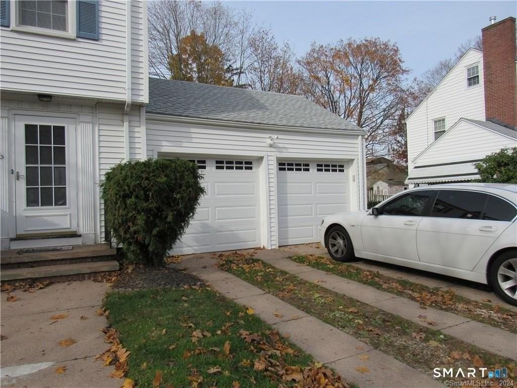 36 Rochford Ave - Photo 3 of 36