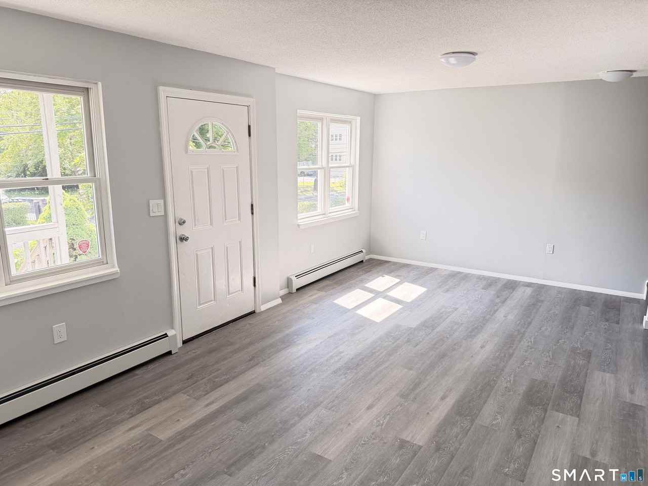 17 Enfield St #17 - Photo 2 of 17