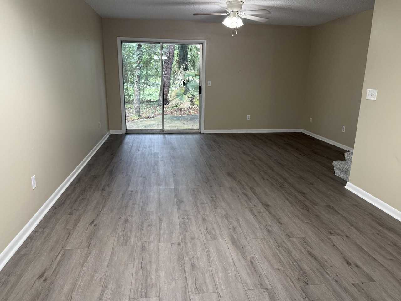 816 Shadow Ln - Photo 6 of 18