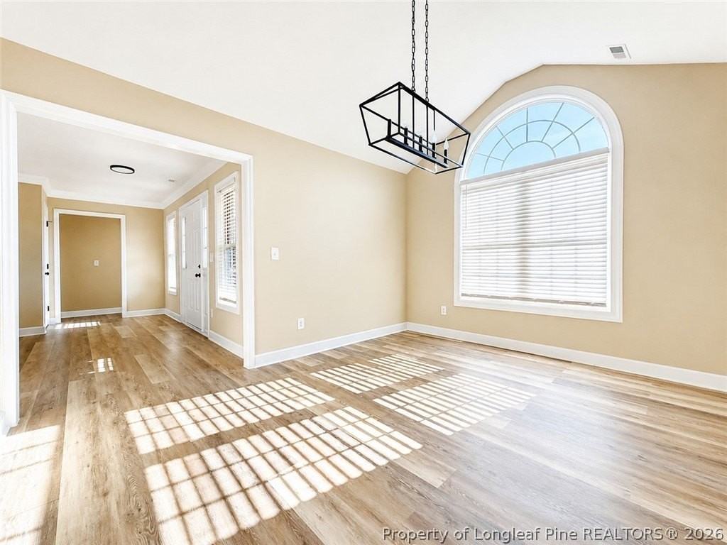 1853 Ellie Ave - Photo 5 of 16