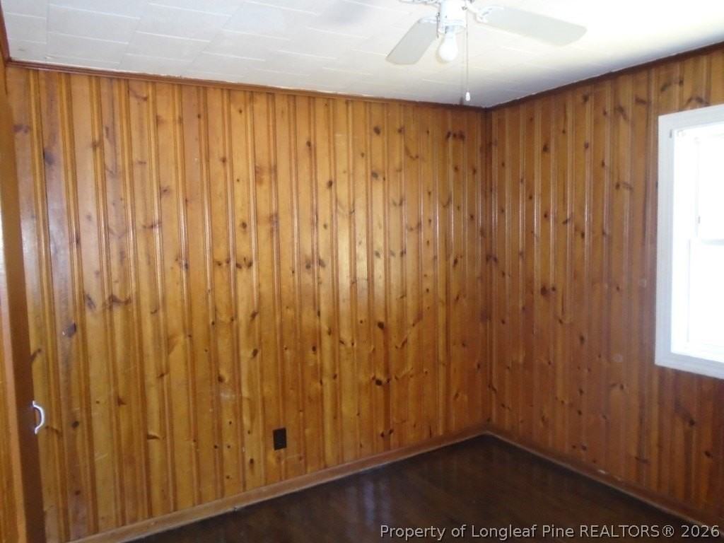 324 Old Shaw Rd - Photo 2 of 8