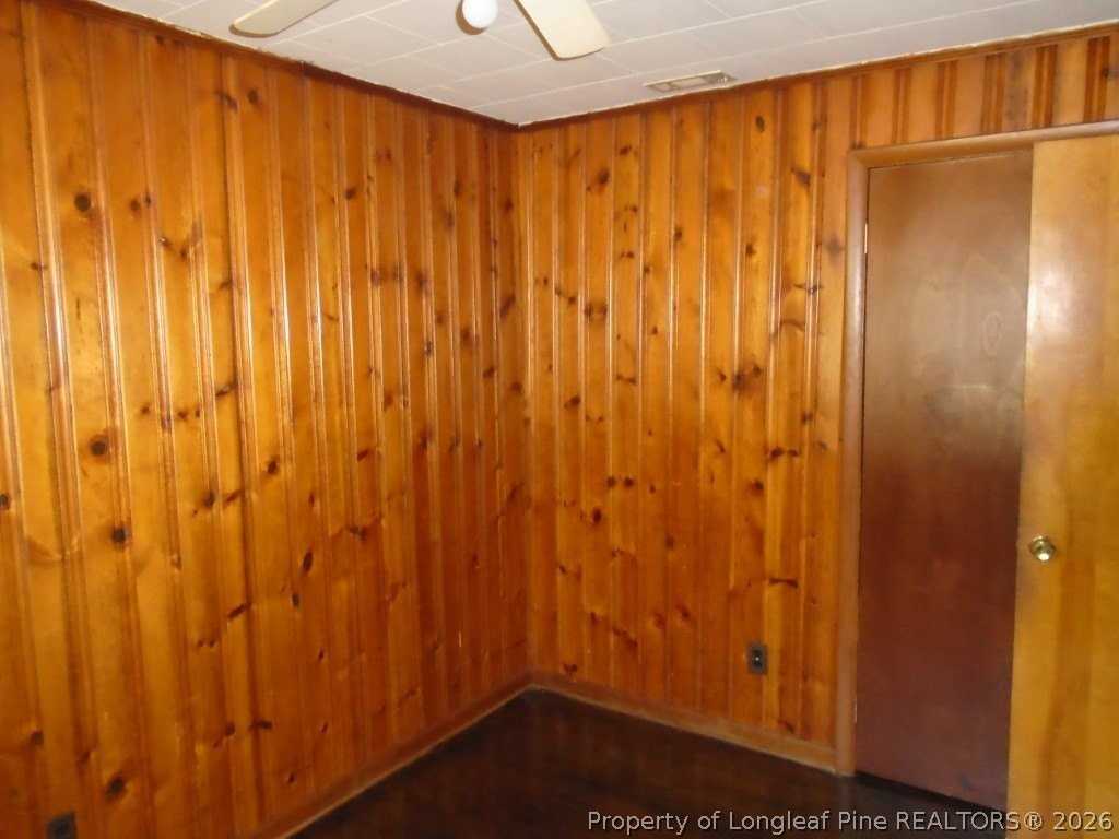 324 Old Shaw Rd - Photo 3 of 8