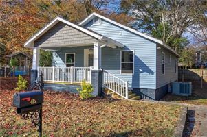 featured image of 415 E 10th St Se