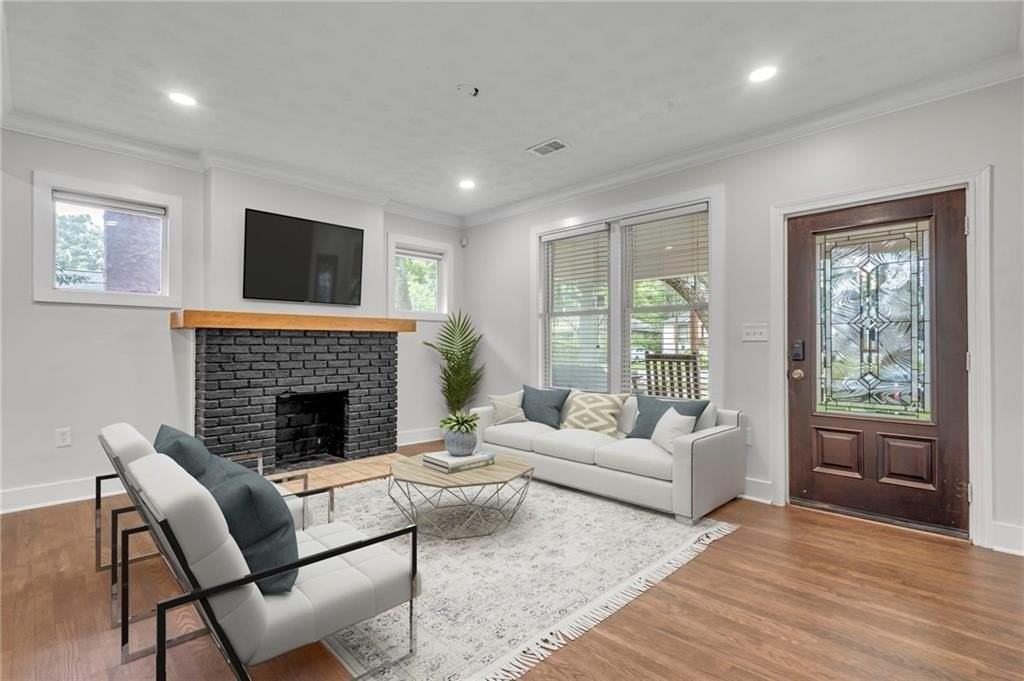 265 Haas Ave Se - Photo 2 of 38