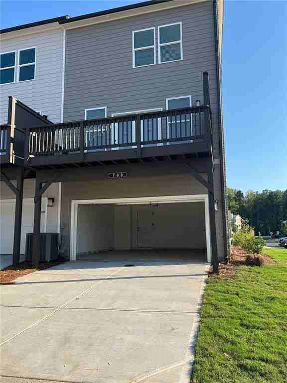 700 Payton Ln - Photo 3 of 28