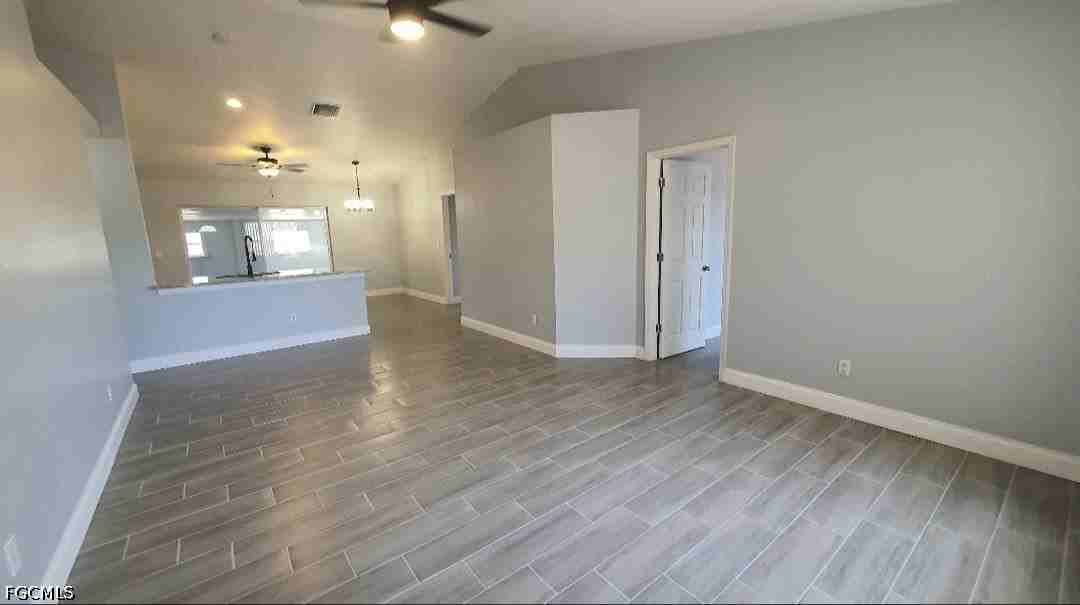 4700 21st St Sw - Photo 3 of 12