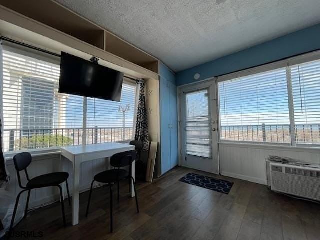 3501 Boardwalk - Photo 5 of 8