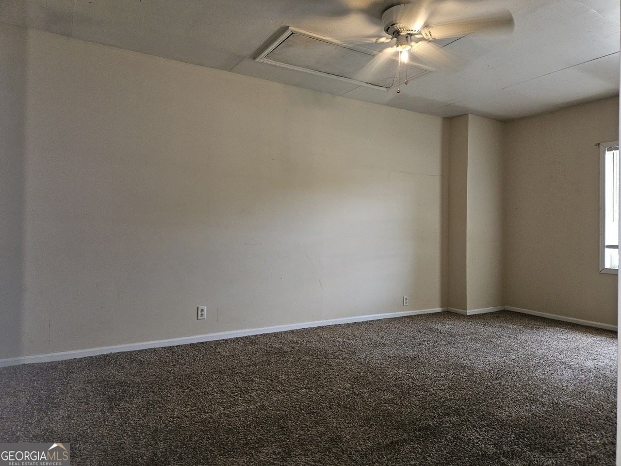 214 John Paul Ave - Photo 4 of 16