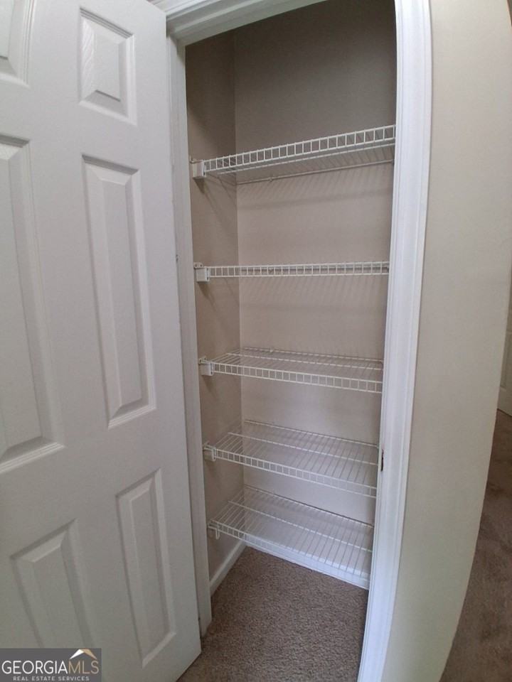 1031 Maple Leaf Dr - Photo 6 of 16