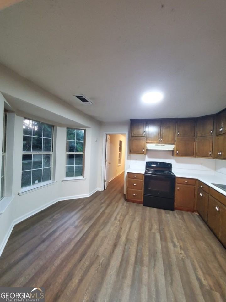 217 Sweetgum Ln - Photo 4 of 19