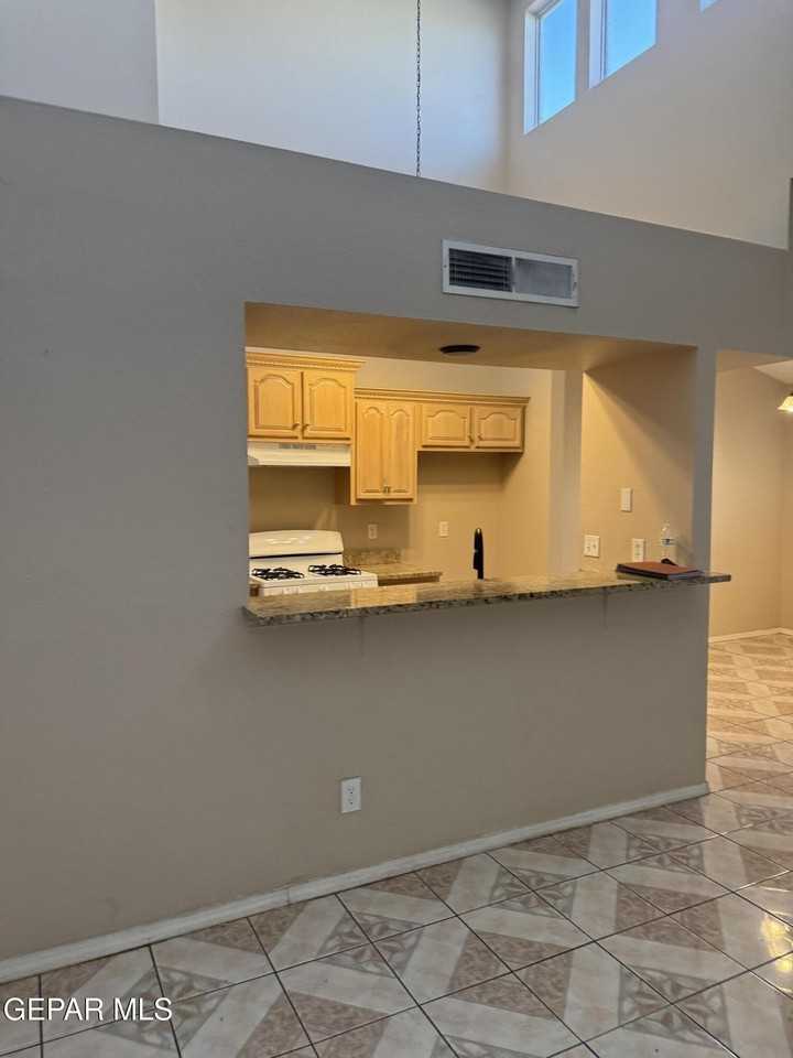 1333 Trudy Elaine Dr - Photo 5 of 35