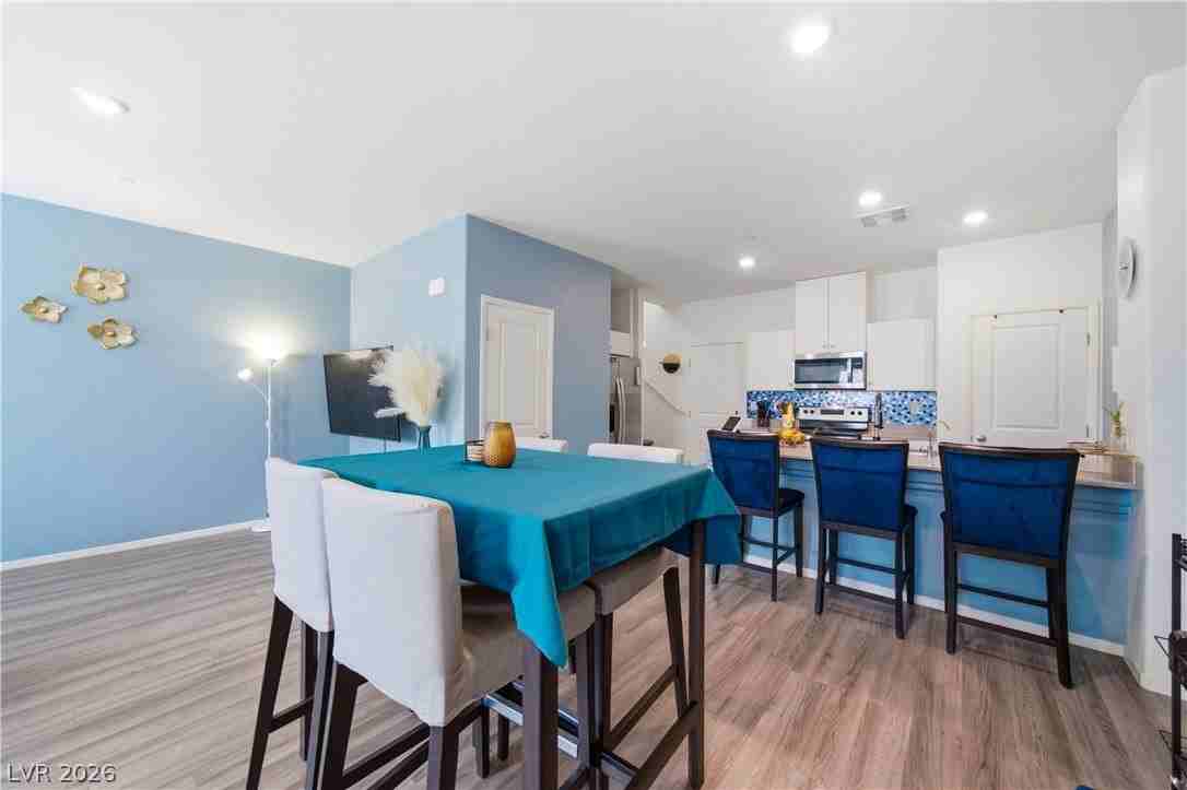 495 Blue Ridge Cove Ct - Photo 6 of 32