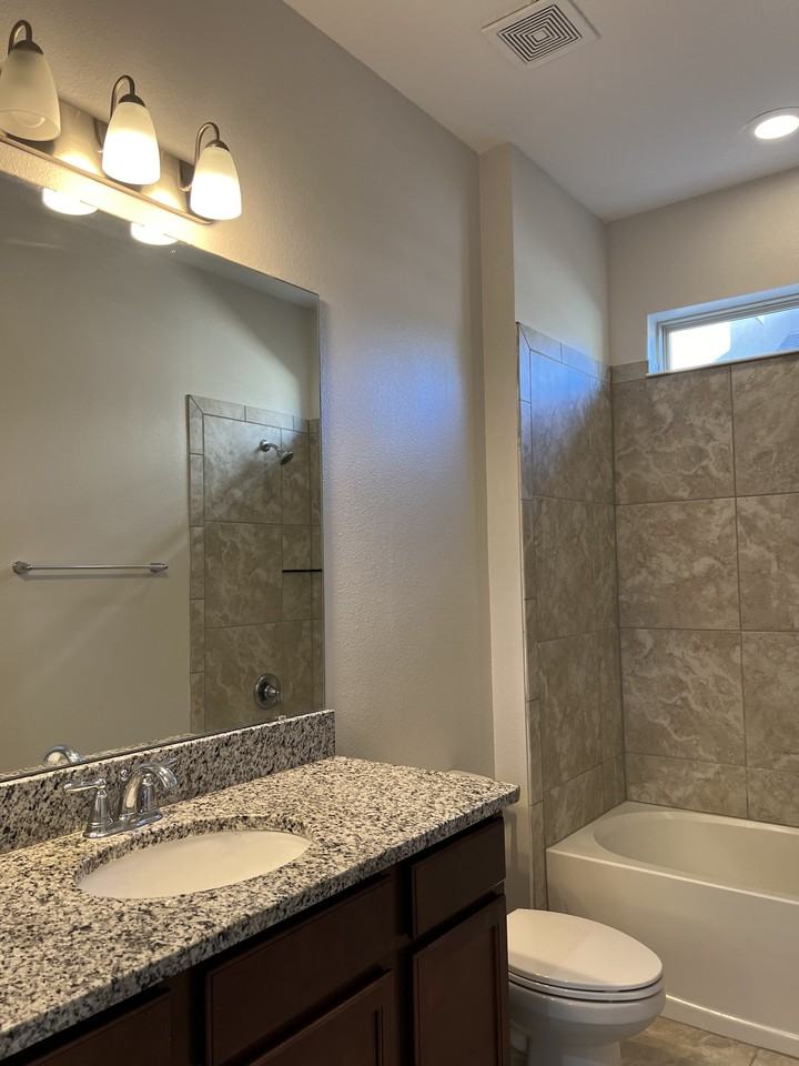 17392 Bal Harbour Dr #1 - Photo 5 of 16