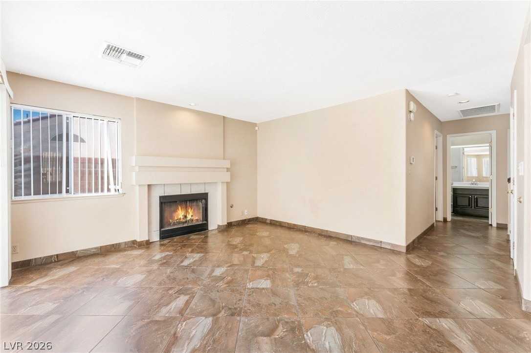 1111 Sleetridge Dr - Photo 7 of 23