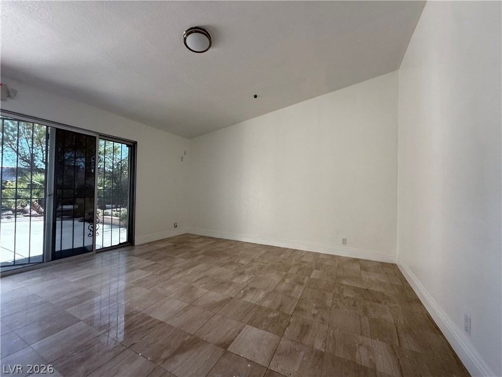 8620 Cremona Dr - Photo 5 of 24