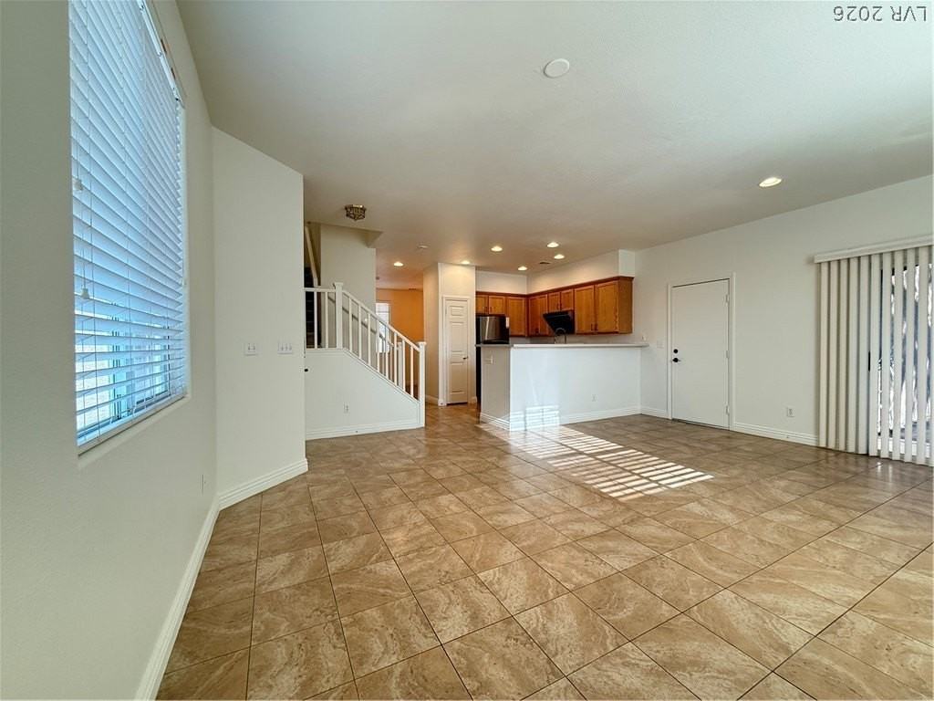 9797 Hanover Grove Ave - Photo 3 of 28