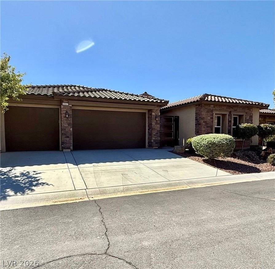 4317 Via Gallo Ct - Photo 2 of 38