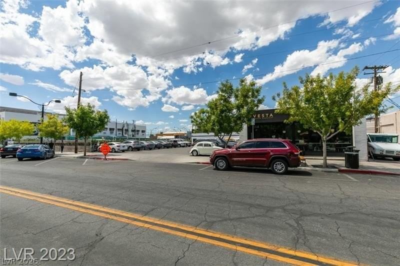 1116 S Casino Center Blvd #2