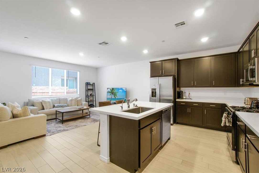 1529 Eva Crossing Pl - Photo 5 of 34