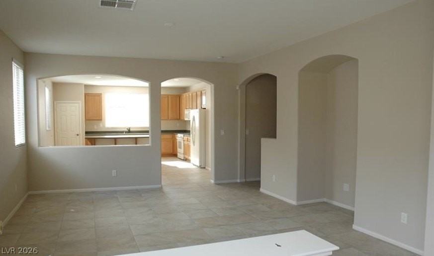 4345 Haven Point Ave - Photo 2 of 13