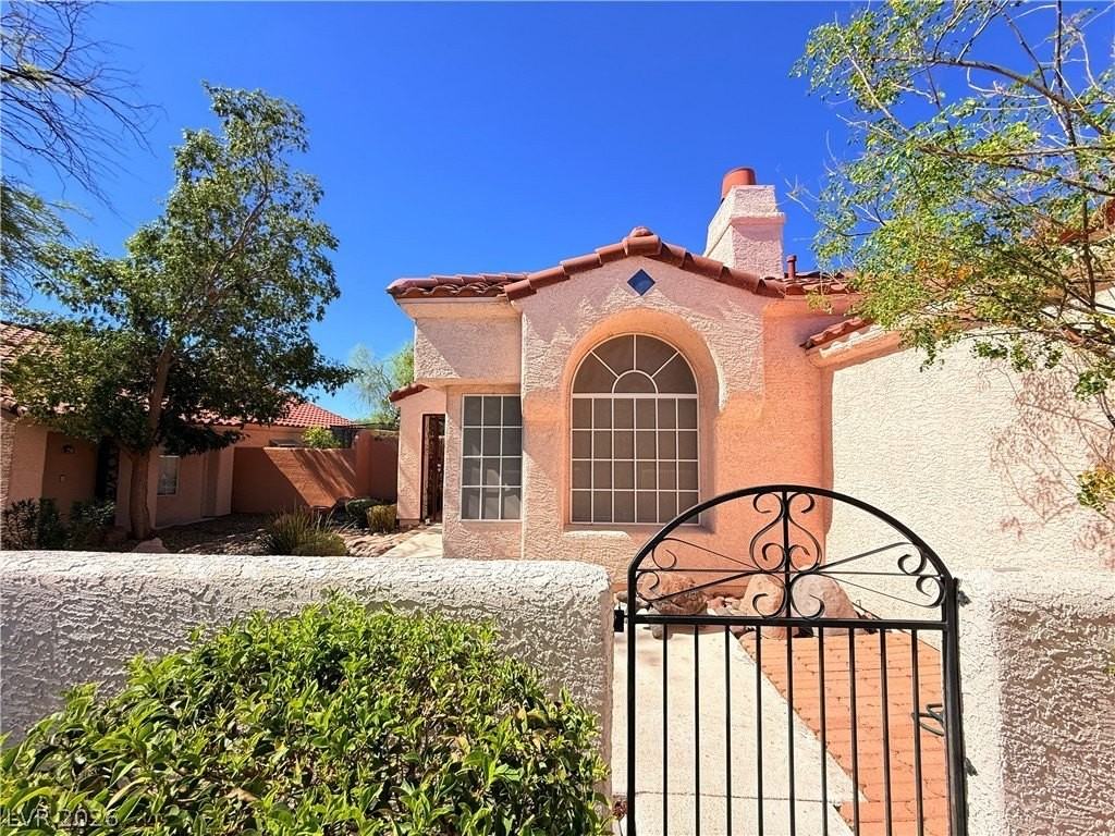 8121 Sedona Sunset Dr - Photo 2 of 27