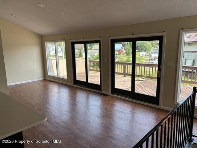 126 Evergreen Ln - Photo 6 of 20
