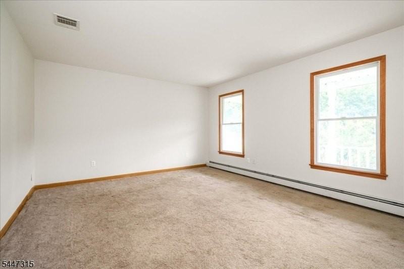 9 Carriage Ln - Photo 6 of 50