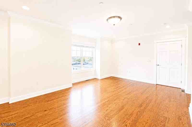 25 Ridgedale Ave Apt 19 - Photo 7 of 14