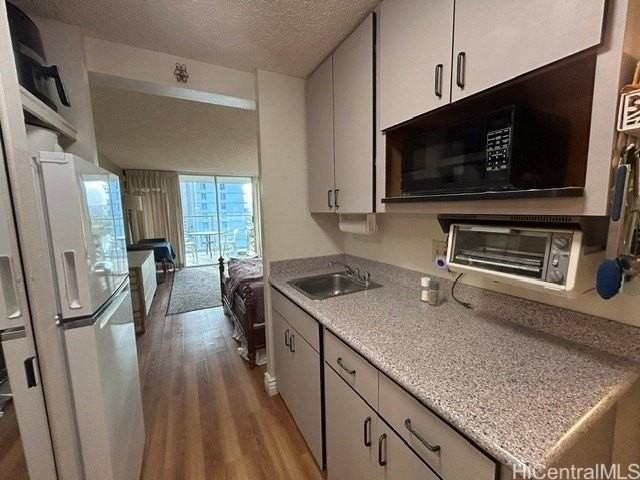445 Seaside Ave #1508 - Photo 2 of 8