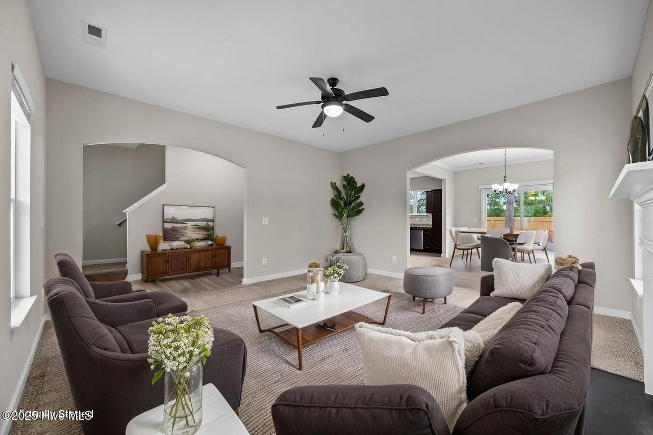 413 Wind Sail Ct - Photo 6 of 34