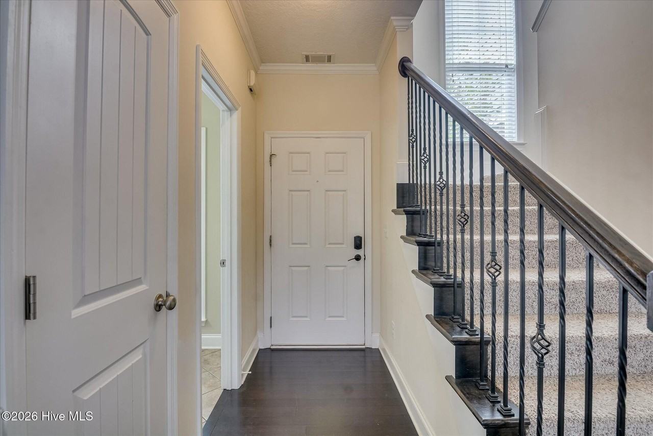 2507A Kari Ln - Photo 6 of 32